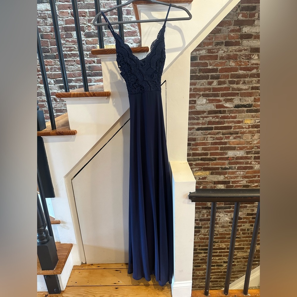 Lulus navy blue gown